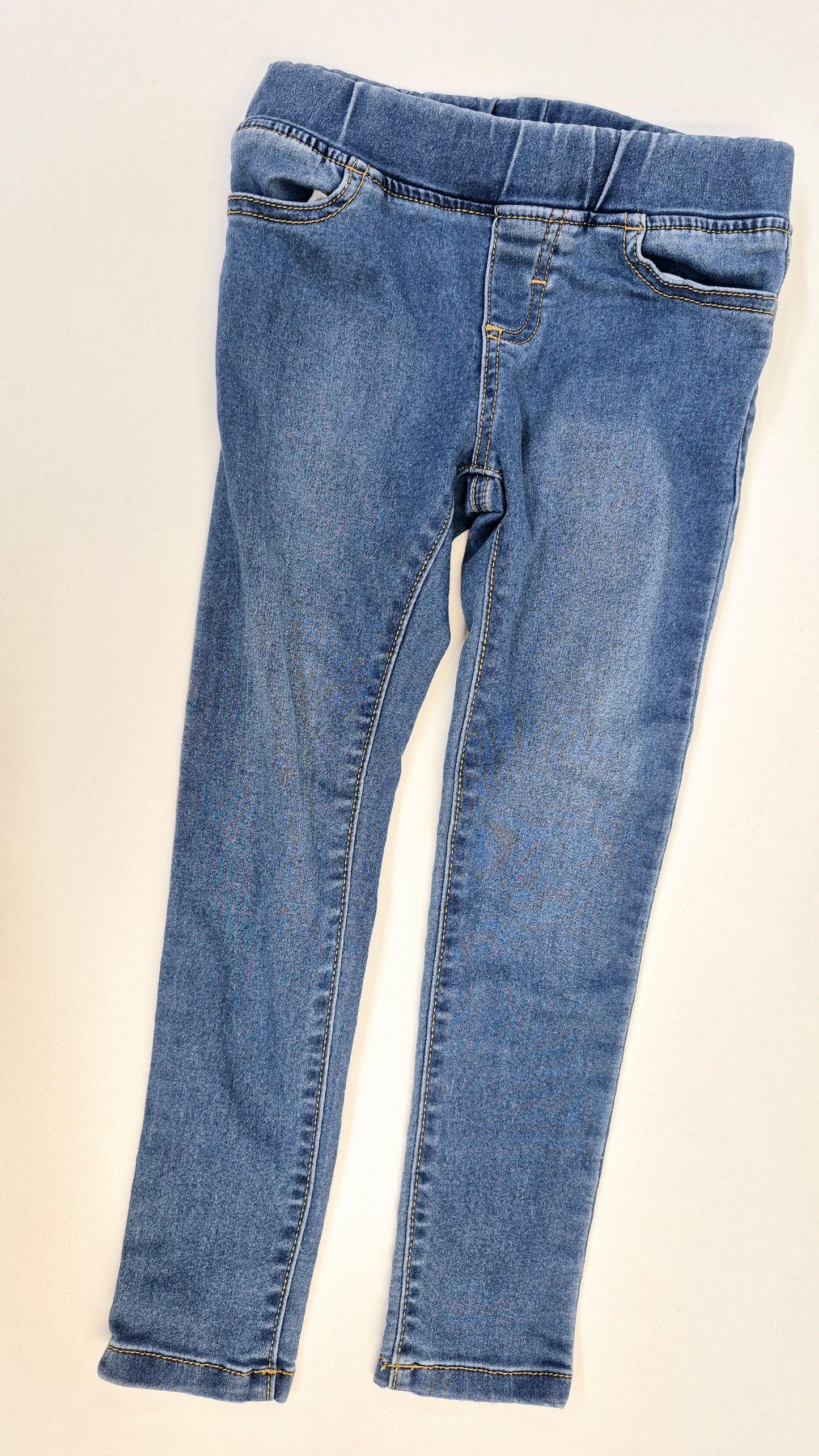 Pantalon 4-5T (Sans étiquette)