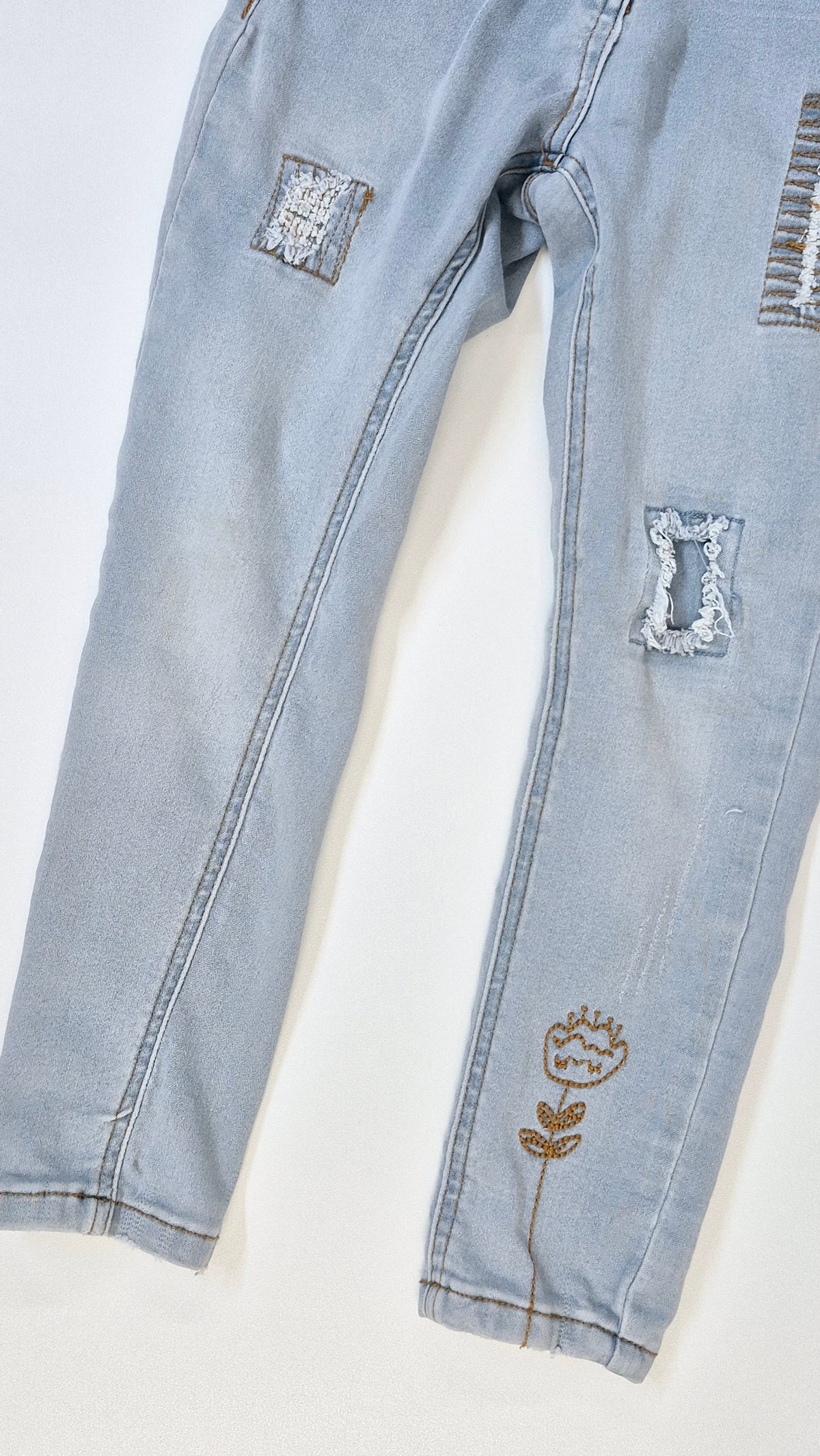 Pantalon 5T Souris Mini (Imparfait tres leger aux genoux)