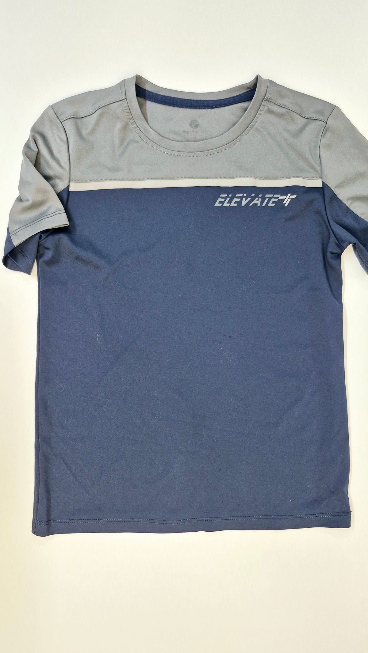 Chandail 7A Tag Athletic (Imparfait léger voir photo)