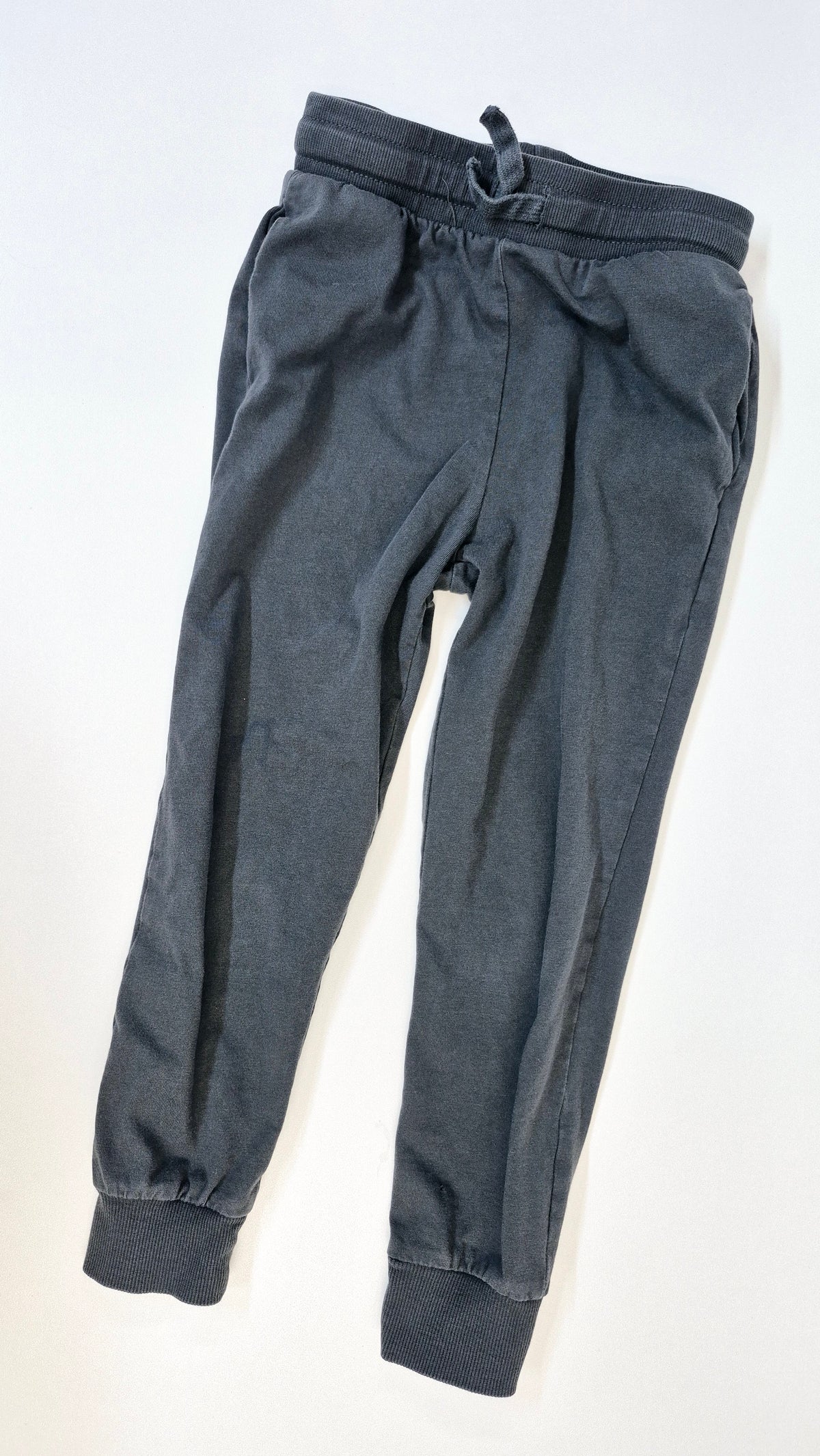 Pantalon 6-7A H&M (mini trou)