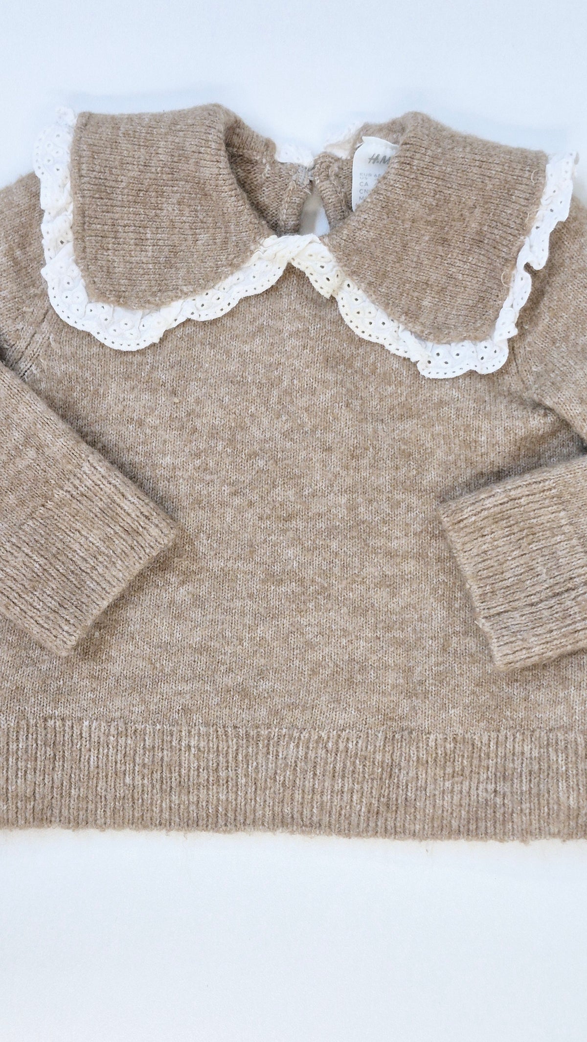 Chandail Tricot 4-6 mois H&M (Imparfait dentelle jauni au milieu)