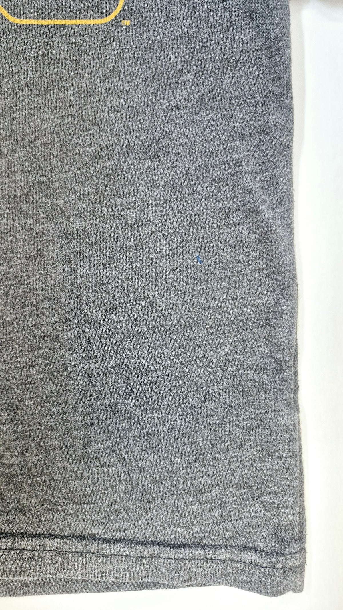 Chandail 4T Old Navy (Imparfait mini trace de crayon)