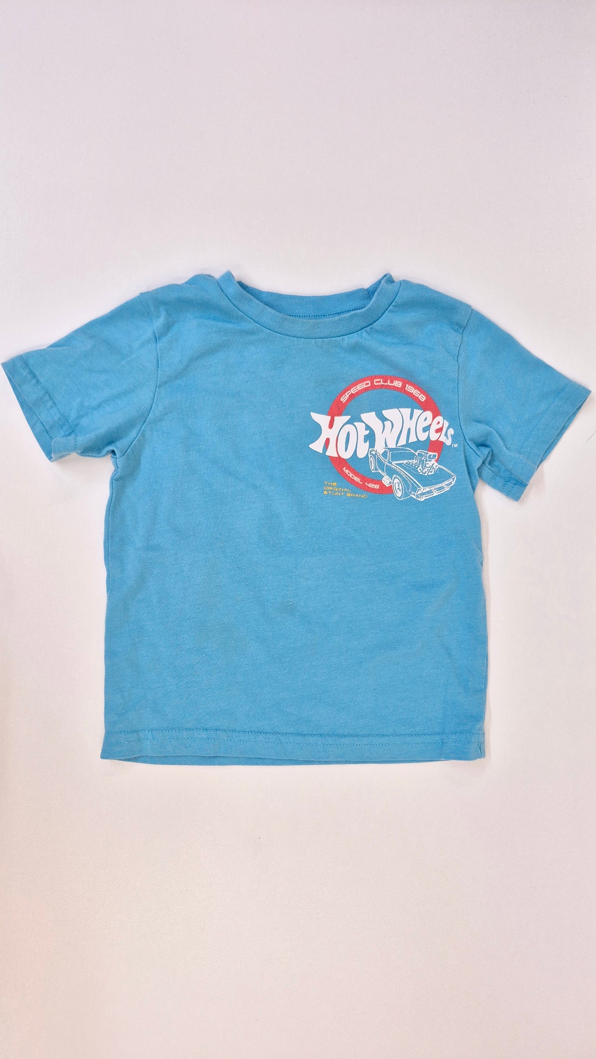 Chandail 2T Hotwheels (Imparfait voir photo)