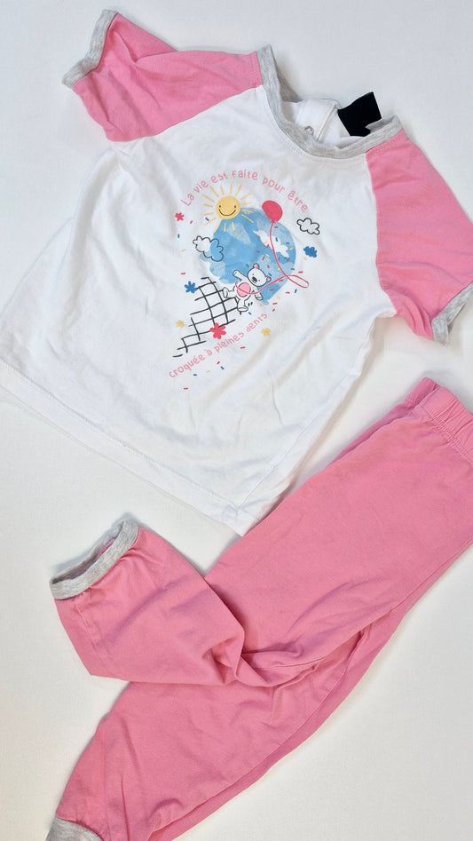 Pyjama 24 mois (Imparfait voir photo)