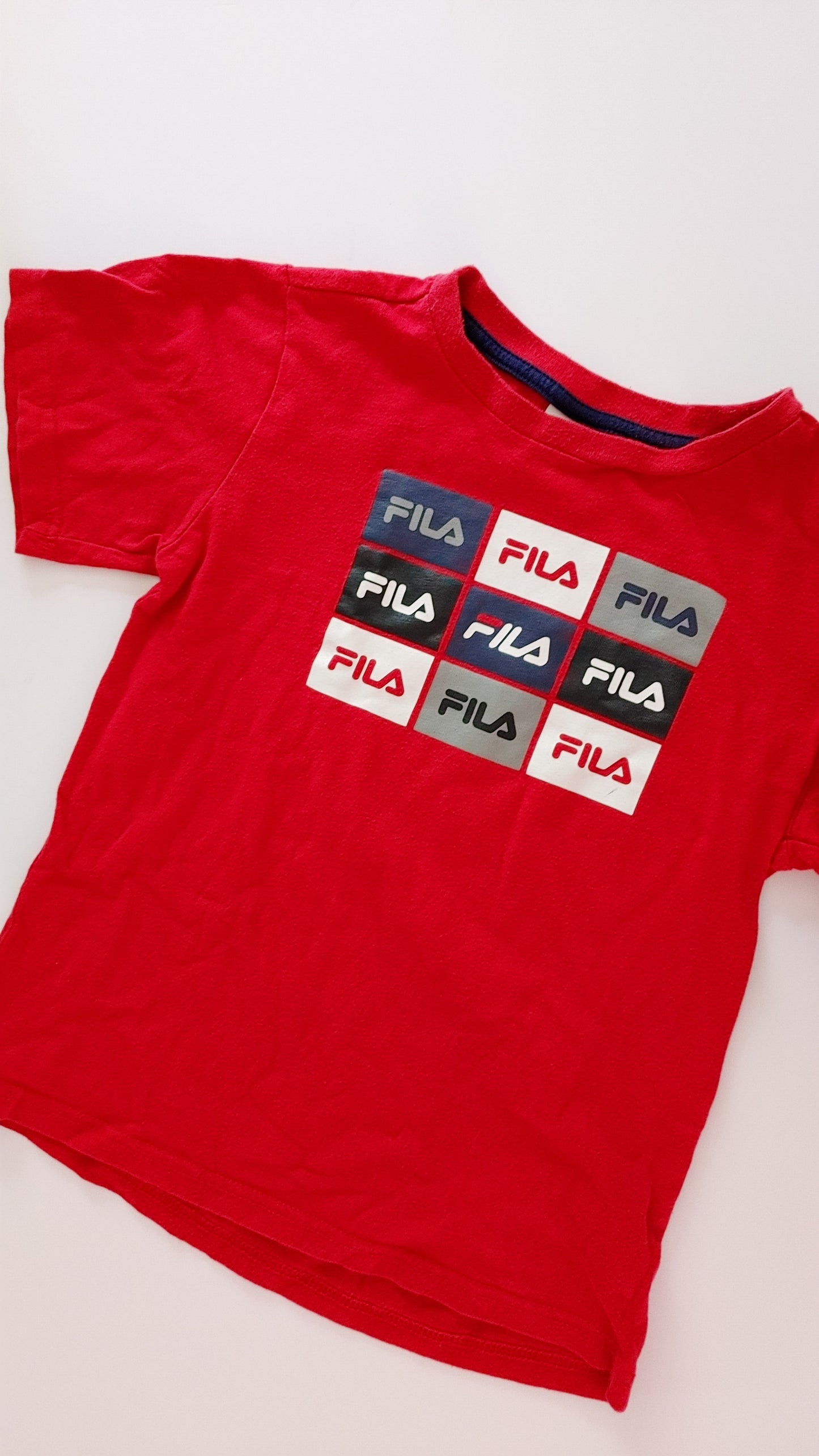 Chandail 7-8 Medium Fila